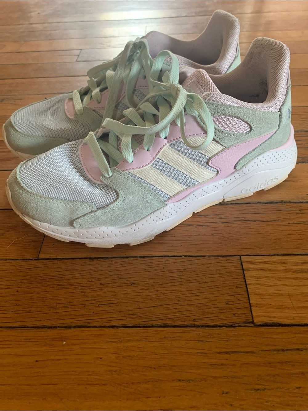 ☁️ Adidas Women's 8 mint green and lavender Sneakers ☁️